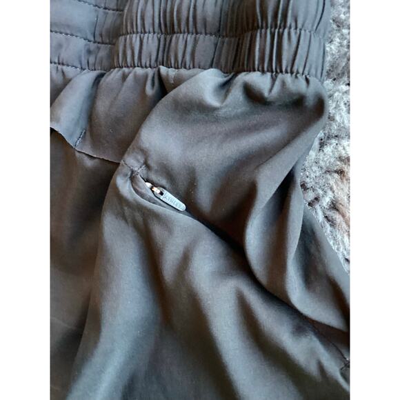 Athleta Women's Activewear Athletic Logo Mesh Racer Run Shorts 4 Black Size XS - Picture 6 of 12